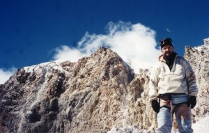 1999 KK Meksika naf kalnas ir Gintas